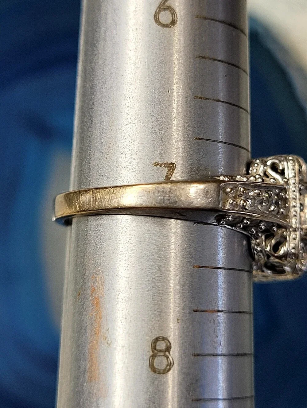 10k White Gold Square  Ring with Clear Stones - Silver - Picture 7 of 10